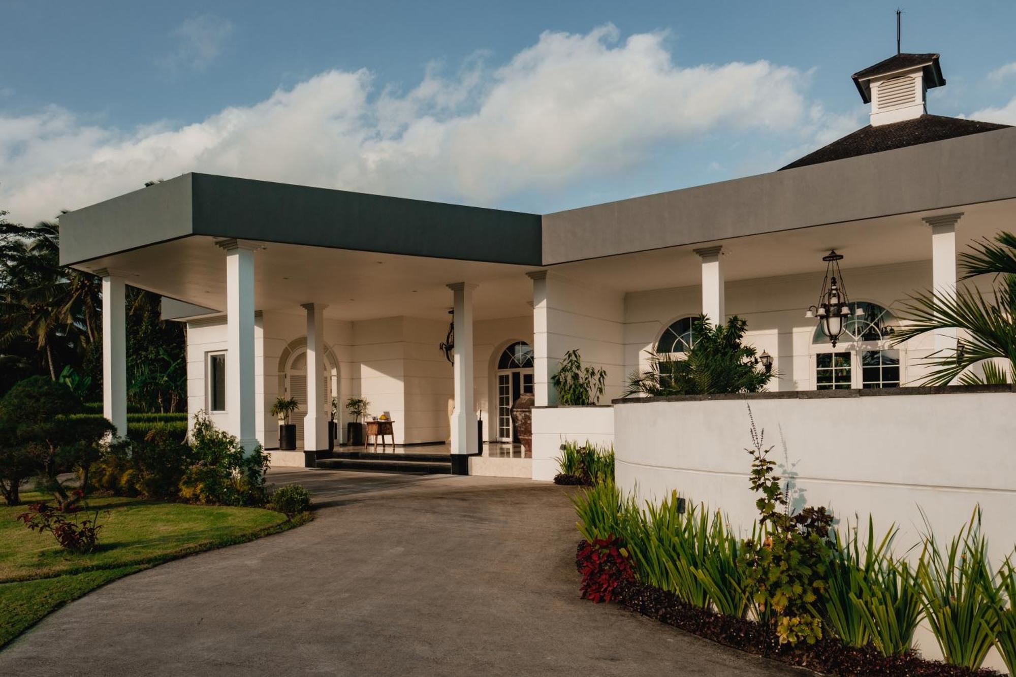 Cascades Suites Ubud Esterno foto