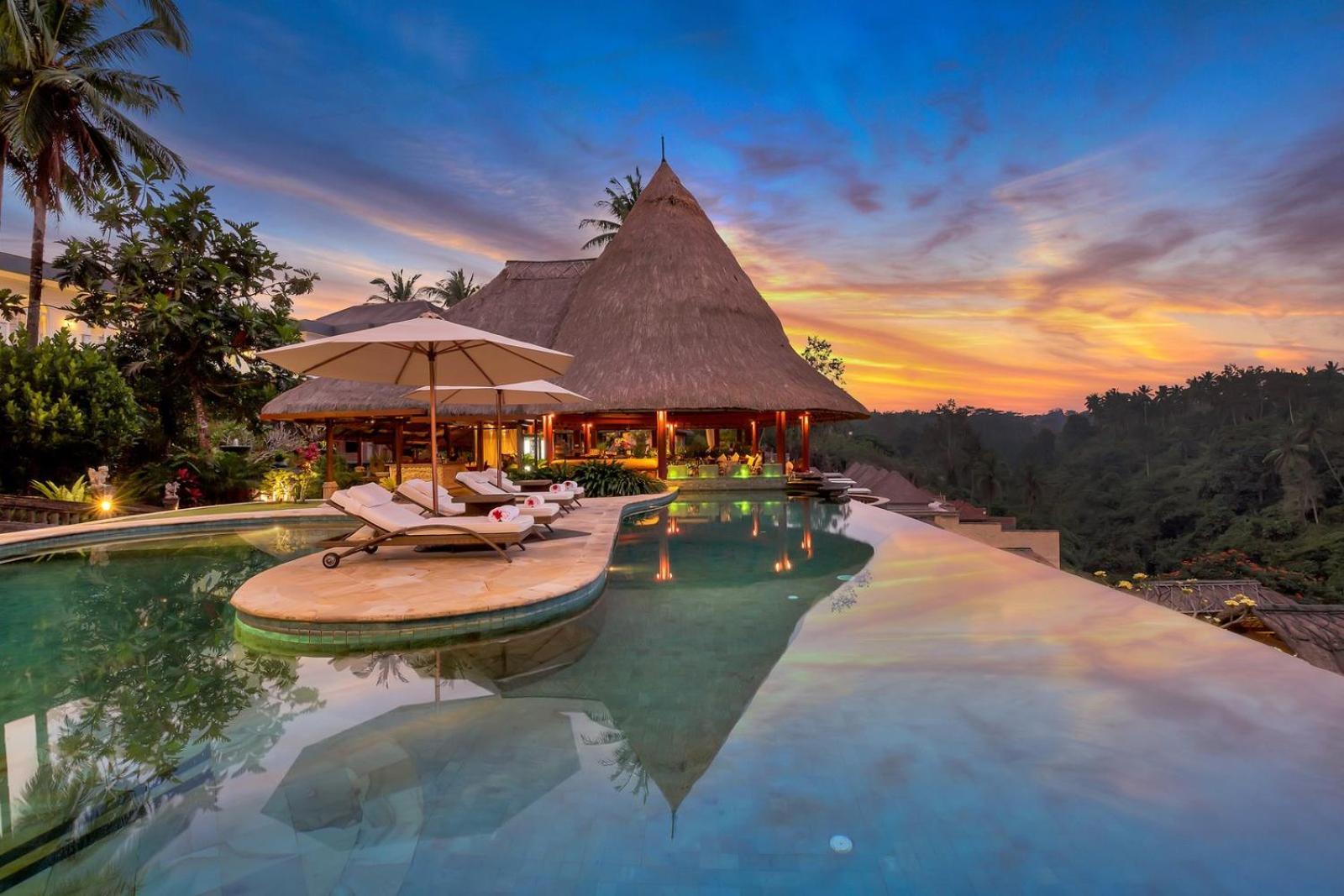 Cascades Suites Ubud Esterno foto